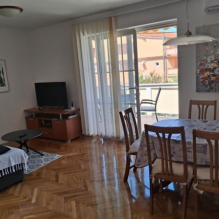 Apartments Antica Rab Town Ngoại thất bức ảnh