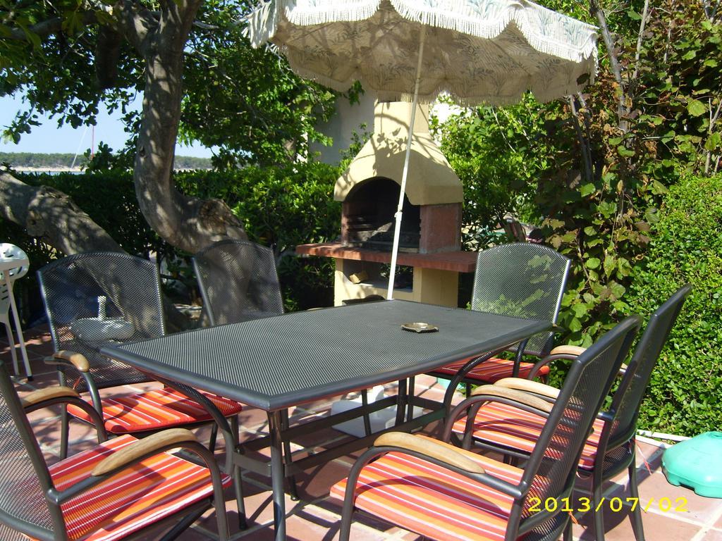 Apartments Antica Rab Town Ngoại thất bức ảnh
