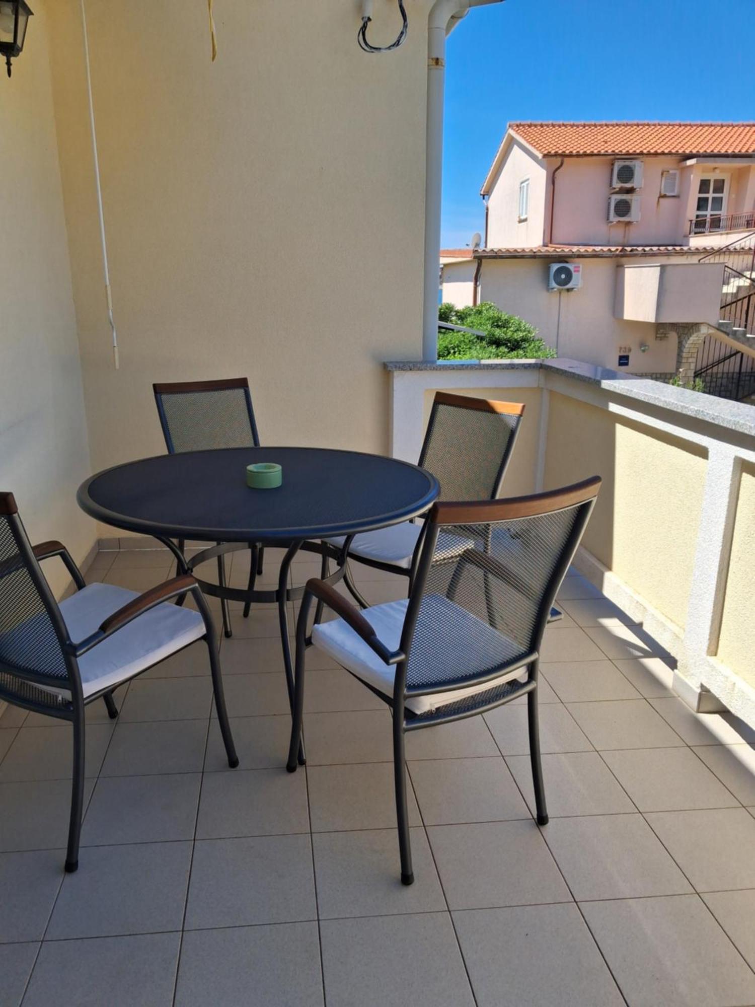 Apartments Antica Rab Town Phòng bức ảnh