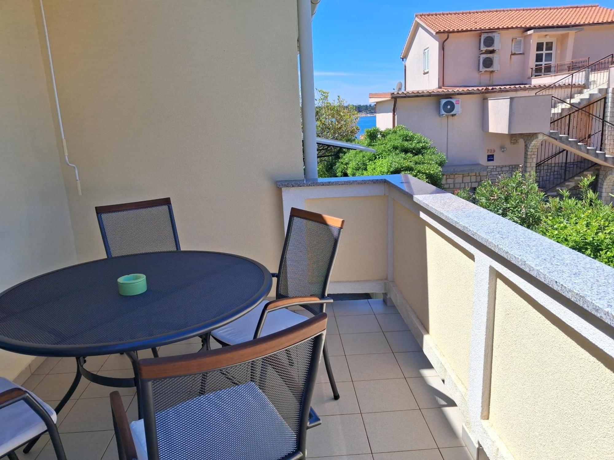 Apartments Antica Rab Town Ngoại thất bức ảnh