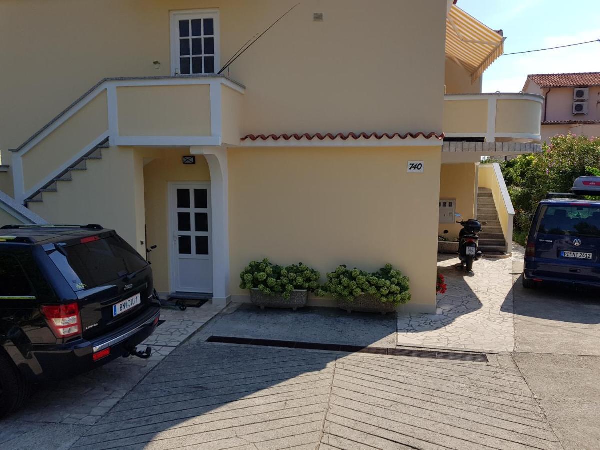 Apartments Antica Rab Town Ngoại thất bức ảnh