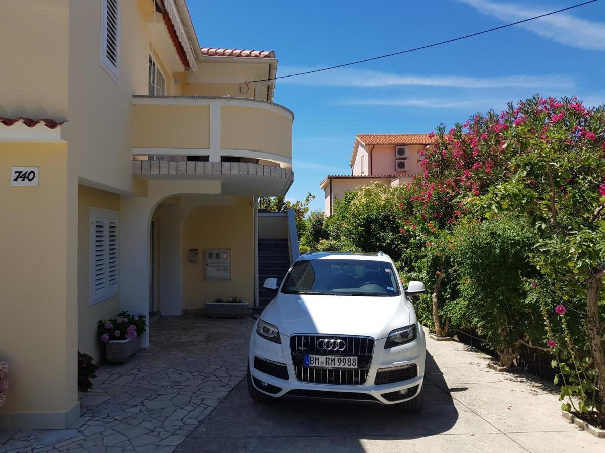 Apartments Antica Rab Town Ngoại thất bức ảnh